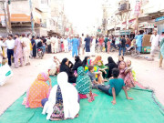 ناظم آباد بڑا میدان میں پانی کی عدم فراہمی کے خلاف احتجاج