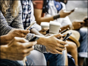 چوری شدہ موبائل فون کی شناخت بدل کر فروخت عروج پر پہنچ گئی