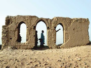 قلعہ مؤ مبارک  رحیم یار خان میں واقع شان دار تاریخی ورثہ