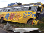 کوٹ ادو میں بس کی موٹر سائیکل رکشا کو ٹکر 5 جاں بحق