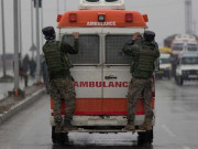 مقبوضہ کشمیر میں  بھارتی فوج کی گاڑی سے مسافر وین کی ٹکر 3 افراد ہلاک