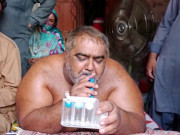 موٹاپے کا شکار نورالحسن انتقال کرگئے آرمی چیف کا اظہار افسوس