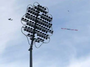 بھارت کشمیر کا مسئلہ اجاگر ہونے پر ڈر گیا اولڈ ٹریفورڈ ’نوفلائی زون‘ قرار