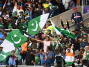 بھارت کی سیمی فائنل میں شکست پر پاکستانی شائقین خوشی سے سرشار