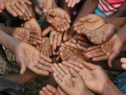 پاکستان میں غذائی کمی پر قابو پانے کی کوششیں تیز قانون کا مسودہ تیار