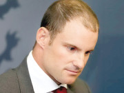 اینڈریواسٹروس نے پروفیشنل کرکٹ سے ناطہ توڑلیا