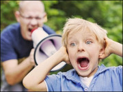 چیخیں چلائیں لیکن