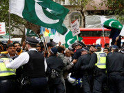 لندن میں کشمیر کے حق اور مودی کے خلاف ہزاروں افراد کا پرجوش مظاہرہ