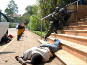 کینیا شاپنگ مال پر حملہ 30 افراد ہلاک 100 زخمی  