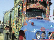 واٹر بورڈ کی انتظامیہ بے بس کورنگی اور لانڈھی میں ہائیڈرنٹ مافیا نے لوٹ مار کا بازار گرم کردیا
