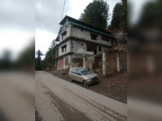 نتھیا گلی میں اسپیکر ہاؤس سمیت سرکاری عمارتوں پر گندگی پھیلانے پر جرمانہ عائد