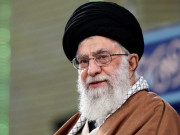 علی خامنہ ای نے جنگی اختیارت پاسداران انقلاب کے حوالے کردیئے، فیملی کے ساتھ بنکر منتقل