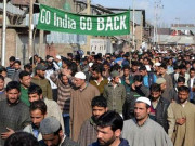 بھارت کی کوشش ناکام کشمیریوں کا سرینگر سمیت مختلف شہروں میں زبردست احتجاج