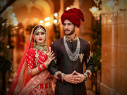 رنگوں میں اتنے بکھرے کہ اپنے پرچموں کے رنگ بھول گئے حسن علی