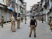 مقبوضہ کشمیر میں کرفیو کو ایک ماہ ہوگیا کشمیری فاقوں کا شکار