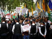لندن میں کشمیریوں سے اظہار یکجہتی کیلئے مارچ مودی کیخلاف نعرے بازی