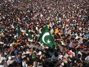 وطن کی خاطر لڑنے کے لیے تیار قوموں میں پاکستان سب سے آگے گیلپ سروے
