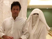  وزیراعظم عمران خان اور ان کی اہلیہ نے عمرہ کی سعادت حاصل کرلی