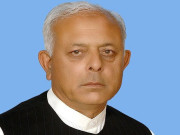 وزیر ہوا بازی اہلیہ کا پاسپورٹ لے کر ایئرپورٹ آ گئے امیگریشن حکام نے روک لیا