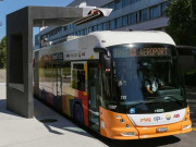 کراچی میں الیکٹرک بسیں چلانے کیلیے نجی کمپنی میدان میں آگئی