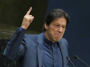 کشمیریوں کا عزم تو تیر آزما ہم جگر آزمائیں