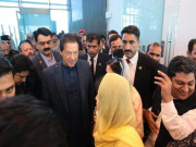وزیراعظم عمران خان کا دورہ امریکا سے وطن واپسی پر والہانہ استقبال