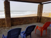 ہاکس بے سرکاری اراضی پر سیکڑوں غیر قانونی ہٹ بنا دیئے گئے