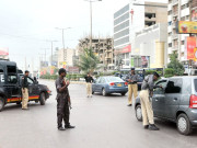 کوٹری رینجرز کی اسنیپ چیکنگ کالے شیشے فینسی نمبر پلیٹس اتار لیں 