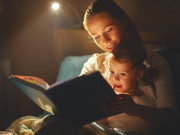 کاغذی کتابوں سے والدین اور بچوں میں تعلق بہتر ہوتا ہے تحقیق