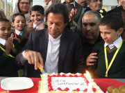 وزیراعظم عمران خان آج اپنی 67 ویں سالگرہ منارہے ہیں
