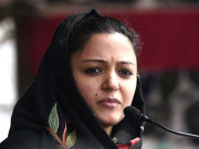 ایک نہتی لڑکی جس سے ہندوستان خوفزدہ ہے