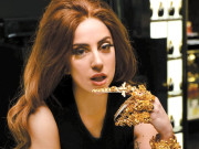 لیڈی گاگا نے ’’میچ ایٹ کلز‘‘ سے فلمی سفر شروع کردیا