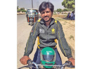 بے روزگاری ڈومیسٹک کرکٹرز کو سٹرکوں پر لے آئی