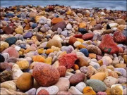 ہم نے پتھر بھی چنے رنگ بدلنے والے