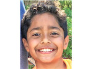 جونیئرسوئمنگ اذلان سہیل گولڈ میڈل جیتنے والے کمسن پیراک بن گئے