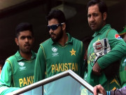 سرفراز احمد کو ہٹانے پر مداح چراغ پا ہو گئے