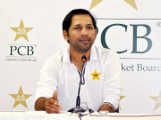 سرفراز احمد کو برطرف کیے جانے پر شائقین کرکٹ کا احتجاج