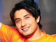 علی ظفر بینکاک میں فلم کی شوٹنگ کے دوران زخمی