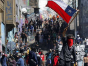 چلی میں احتجاجی مظاہرین کا صدر سے ملاقات سے انکار