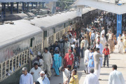 عید اسپیشل ٹرین آج دن 11 بجے کینٹ اسٹیشن سے روانہ ہوگی 
