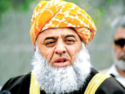 ہمارے نزدیک طالبان آزادی کی جنگ لڑرہے ہیں فضل الرحمن