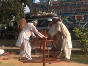 آزادی مارچ کے شرکا کی دلچسپ ویڈیوز