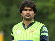 عرفان پر شائقین کی فقرے بازی