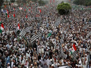 آزادی مارچ میں شریک کارکن دل کا دورہ پڑنے سے انتقال کر گیا