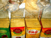 دین جائے  ایمان بکے ۔۔۔ پیسا ملنا چاہیئے