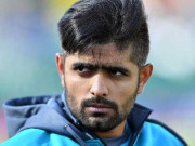 بابر اعظم کو بھی غصہ آنے لگا