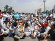 خیبر پختونخوا میں ڈاکٹرز کی ہٹ دھرمی برقرار مریضوں کو شدید مشکلات کا سامنا