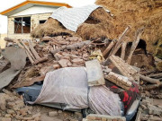 ایران میں شدید زلزلے سے 5 افراد ہلاک سیکڑوں زخمی