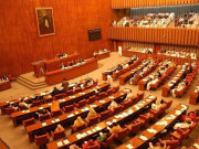 سینیٹ اجلاس میں اپوزیشن کا شورشرابہ اور واک آؤٹ