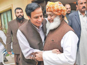 عمران خان نے ایسی صورتحال پیدا کردی کہ کوئی وزیراعظم بننے کو تیار نہیں فضل الرحمان
